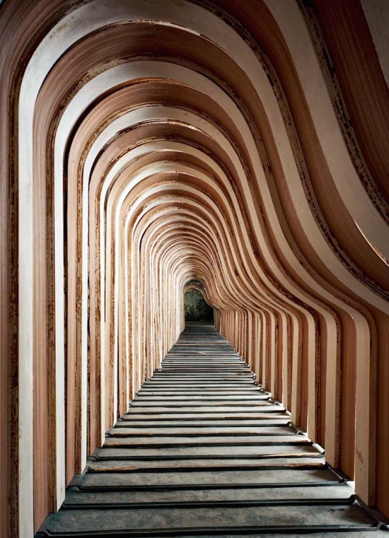 Φωτογραφίες αποκαλύπτουν πώς η Steinway δημιουργεί όμορφα πιάνα!